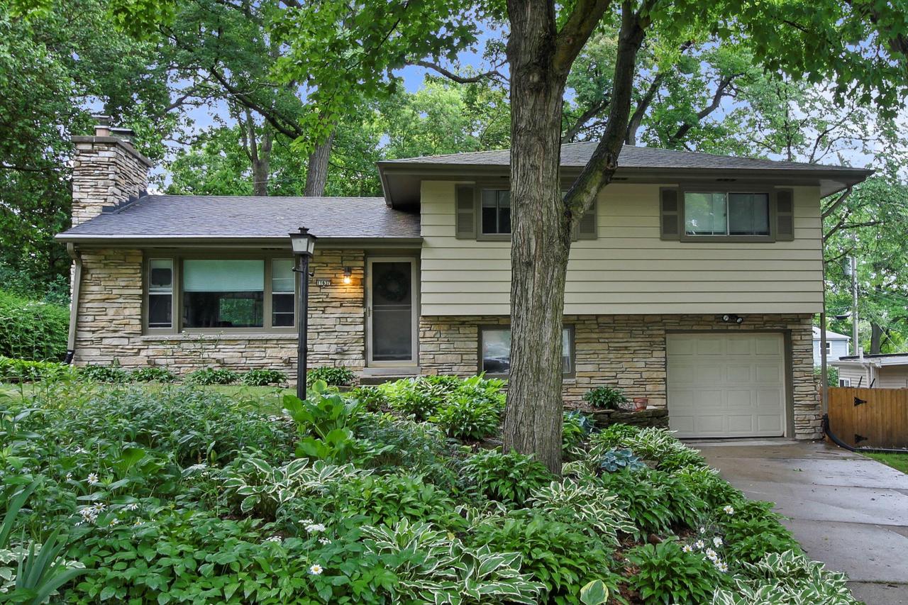 11637 W Martha Dr., Wauwatosa, WI 53226