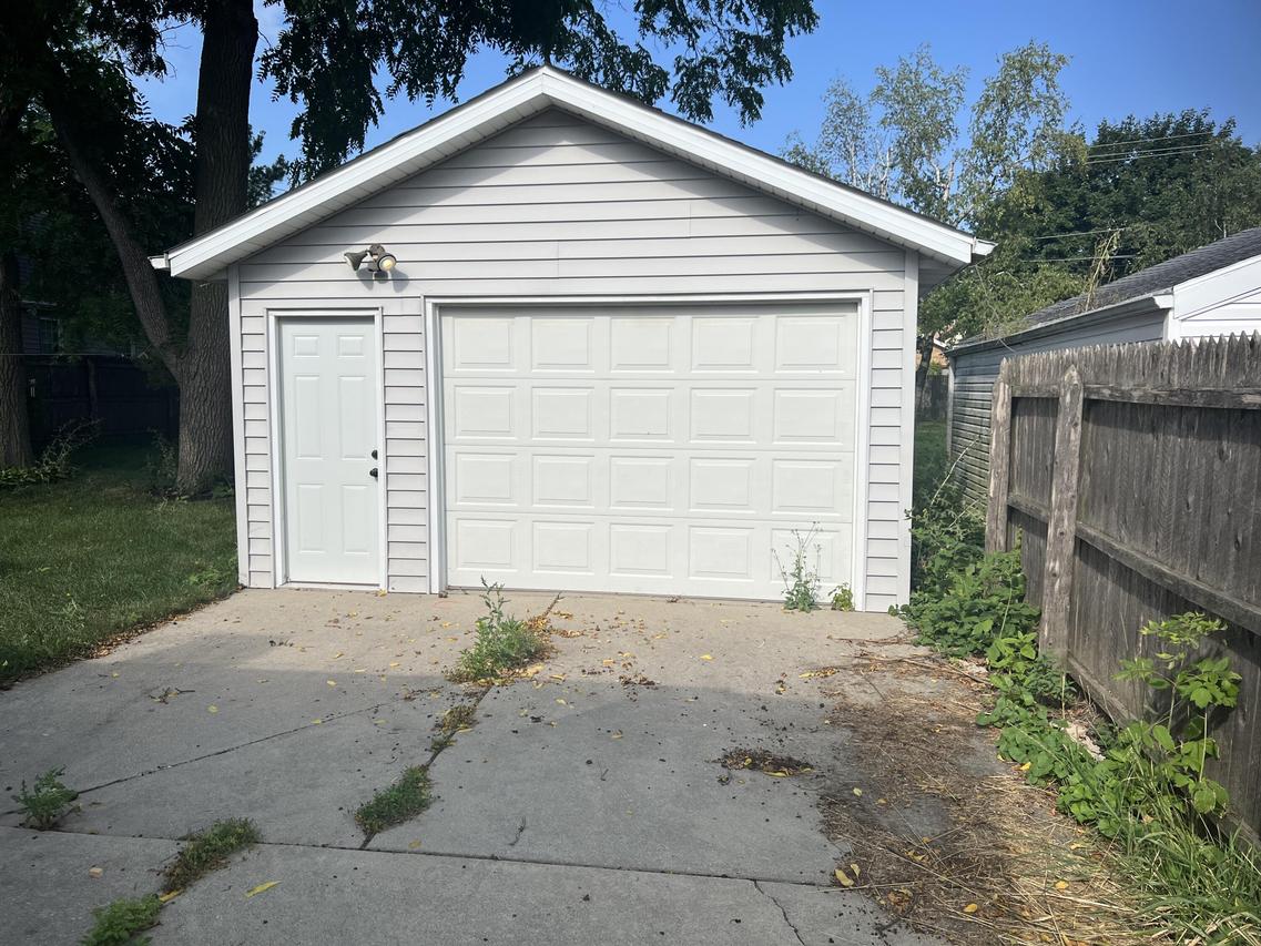 5316 40th Ave, Kenosha, WI 53144