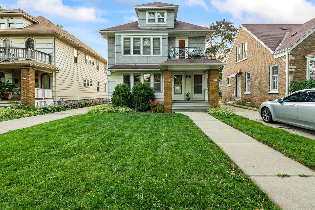 2557 N 68th St #2559, Wauwatosa, WI 53213