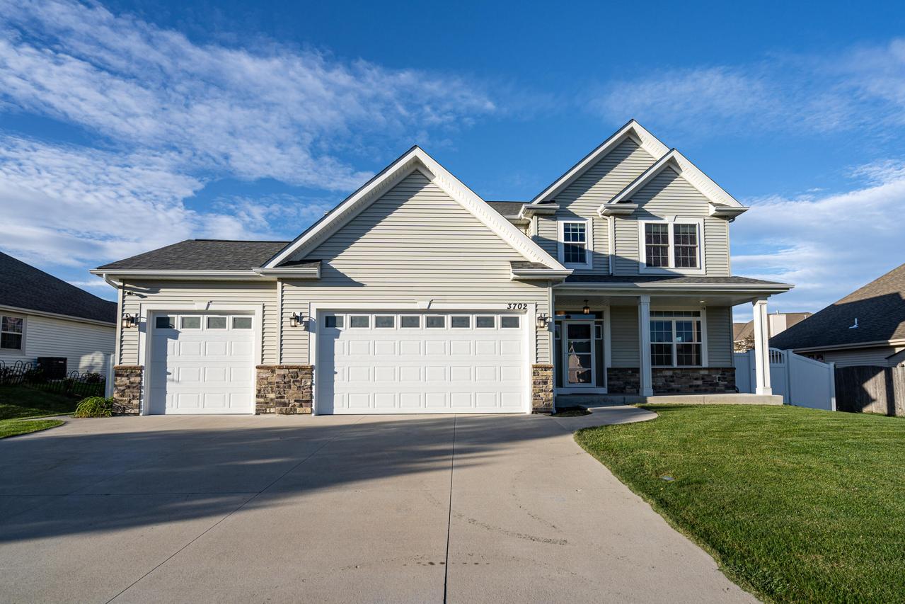 3702 23rd St, Kenosha, WI 53144