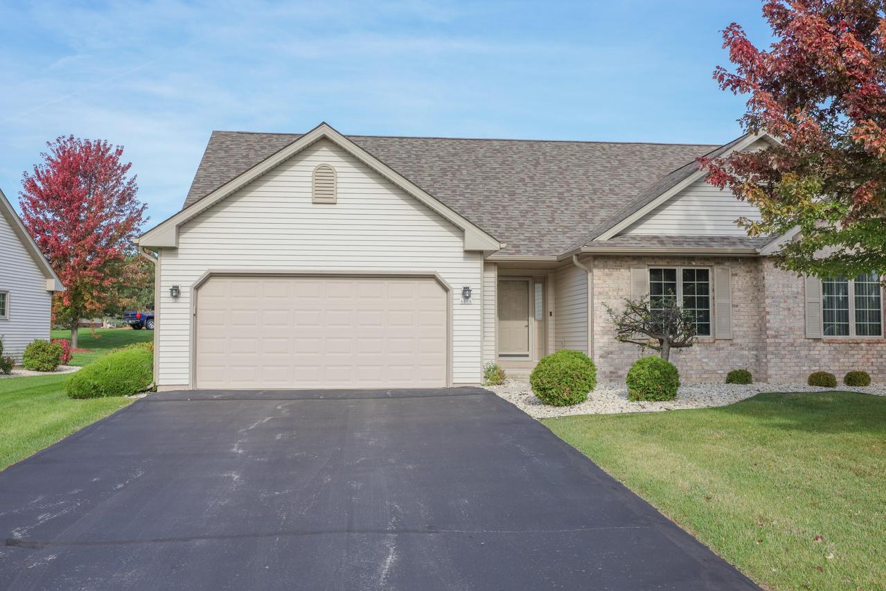 4806 Kingdom Ct, Caledonia, WI 53402