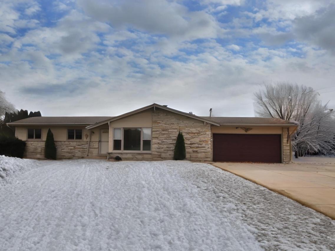 N71W24889 Good Hope Rd, Lisbon, WI 53089