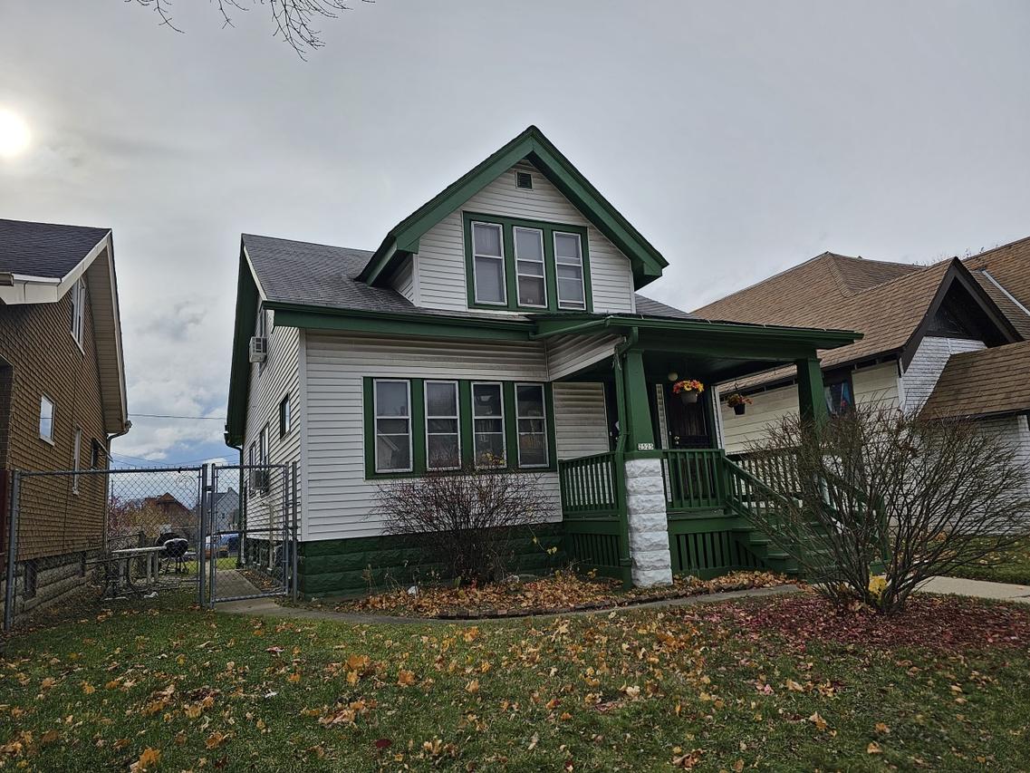 2525 W Hadley St #2527, Milwaukee, WI 53206