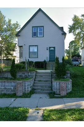 2815 W Pierce St, Milwaukee, WI 53215
