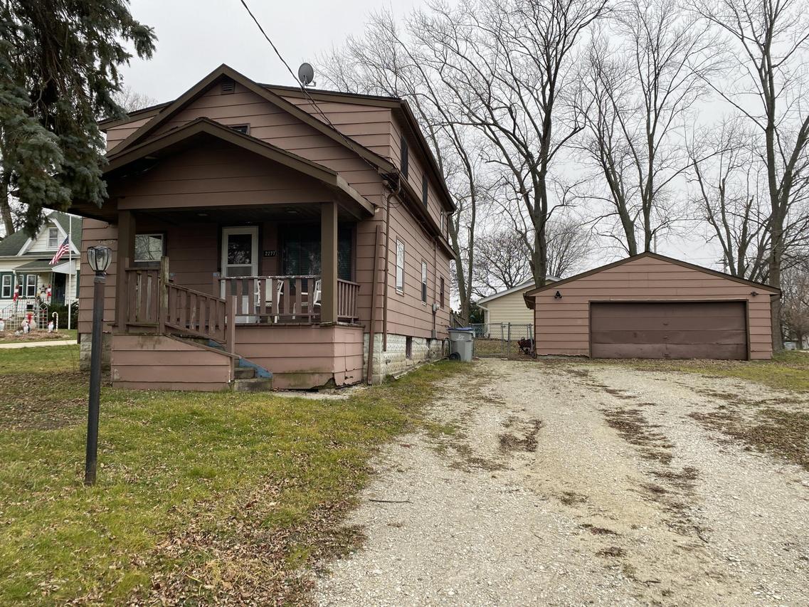 2277 W Kimberly Ave, Milwaukee, WI 53221