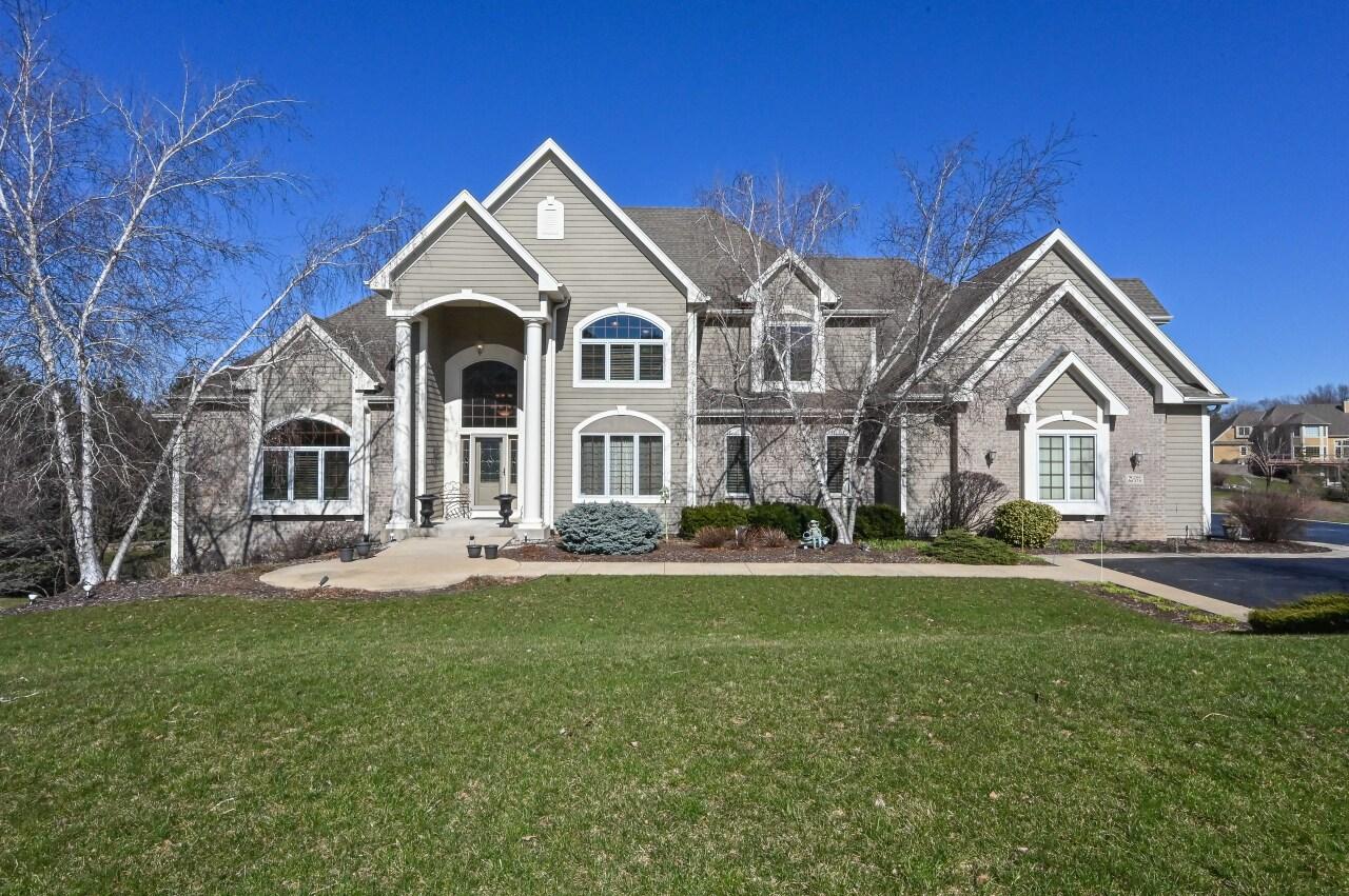 W284N6376 Hibritten Way, Merton, WI 53029