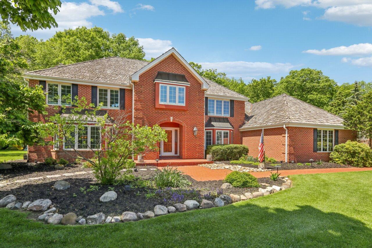 W303N3173 Timber Hill, Delafield, WI 53072