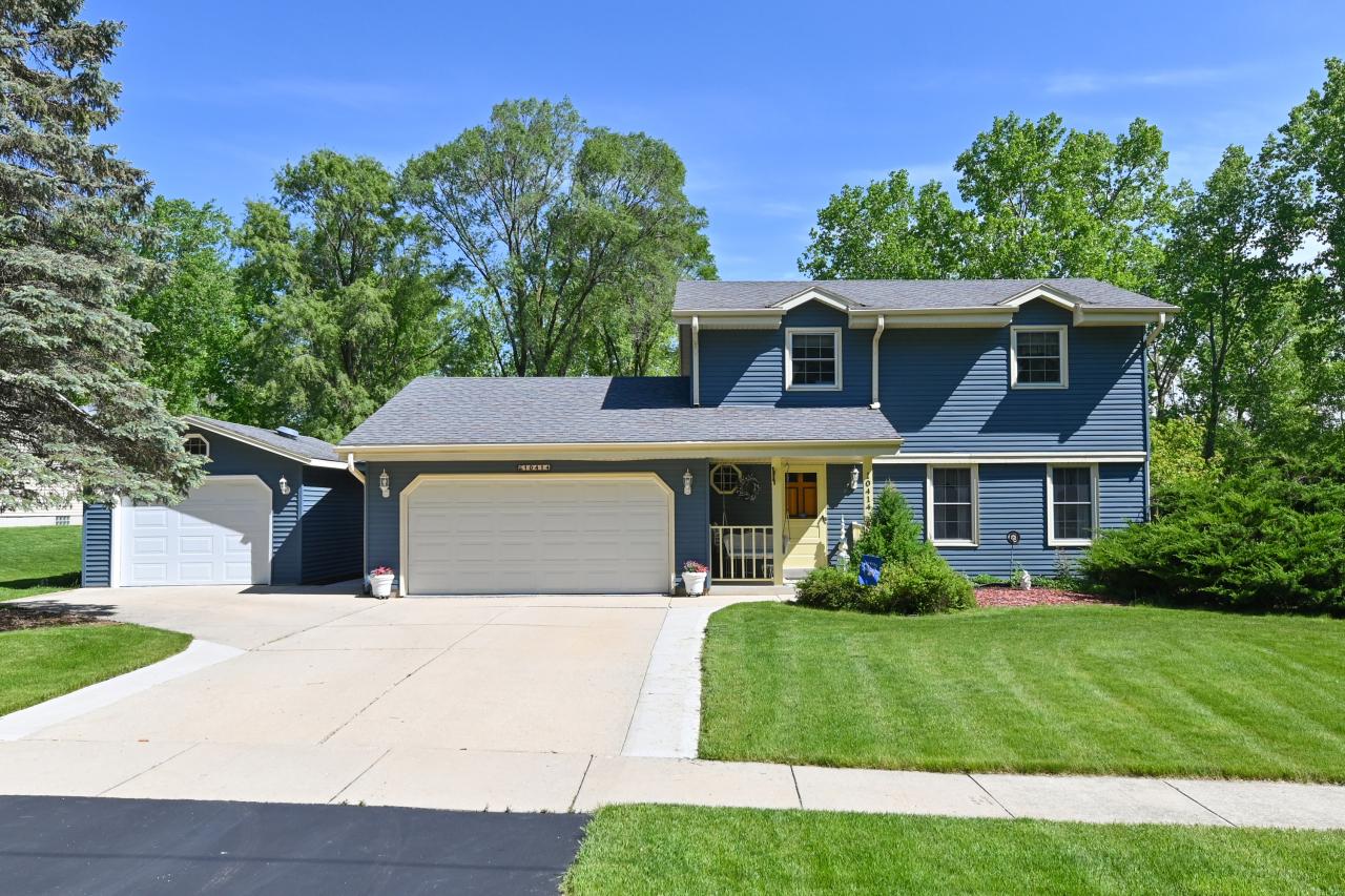 10414 W Calumet Rd, Milwaukee, WI 53224