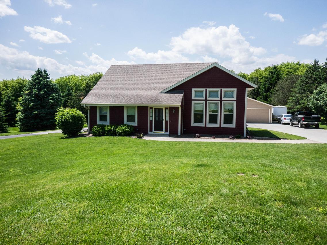 W250N8881 N Hillside Rd, Lisbon, WI 53089