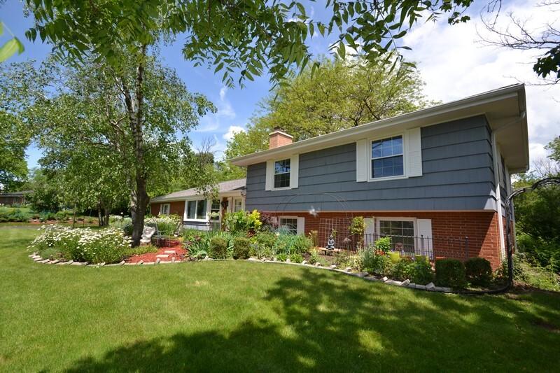 18330 Benington Dr, Brookfield, WI 53045