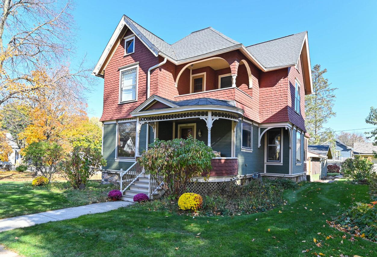 200 S Kane St, Burlington, WI 53105