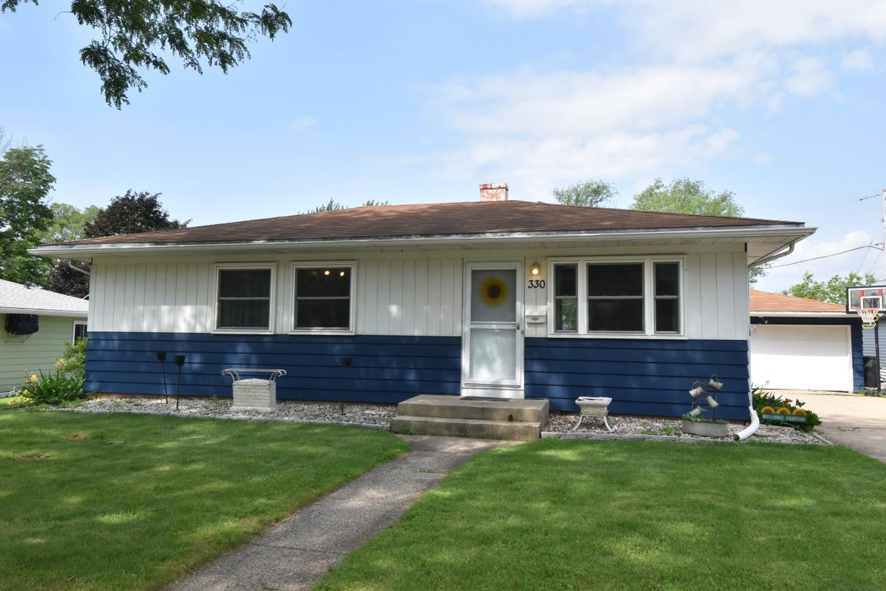 330 N Grandview Blvd, Waukesha, WI 53188
