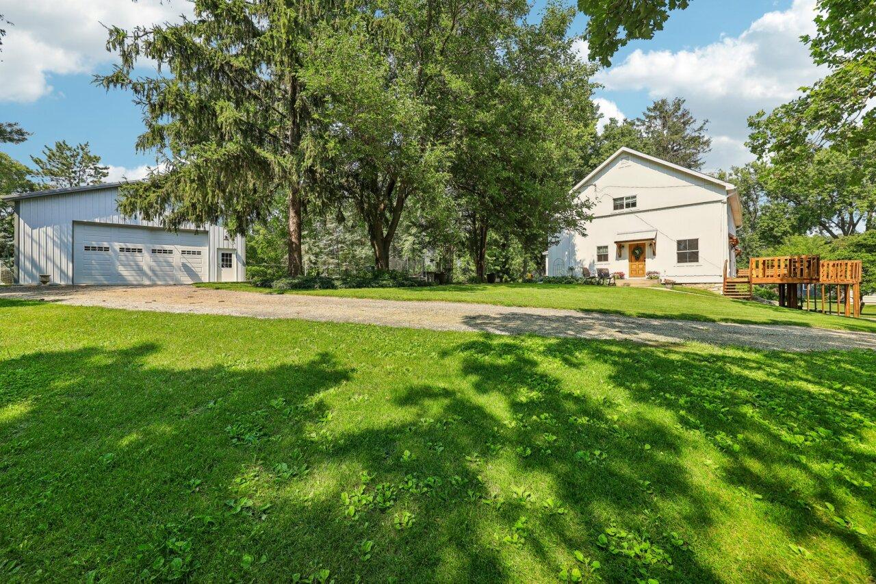 S30W31922 County Rd., Genesee, WI 53189
