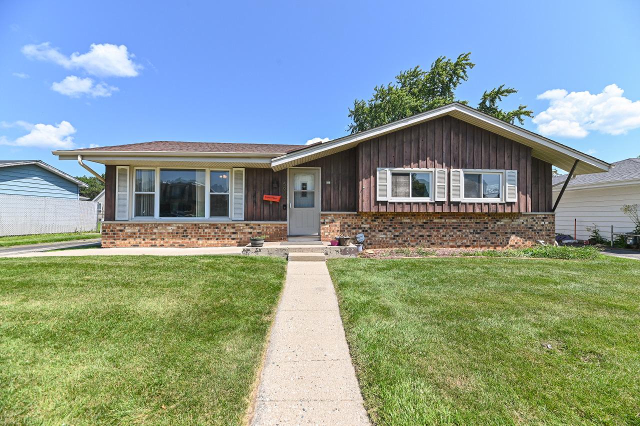 5632 Byrd Ave, Racine, WI 53406