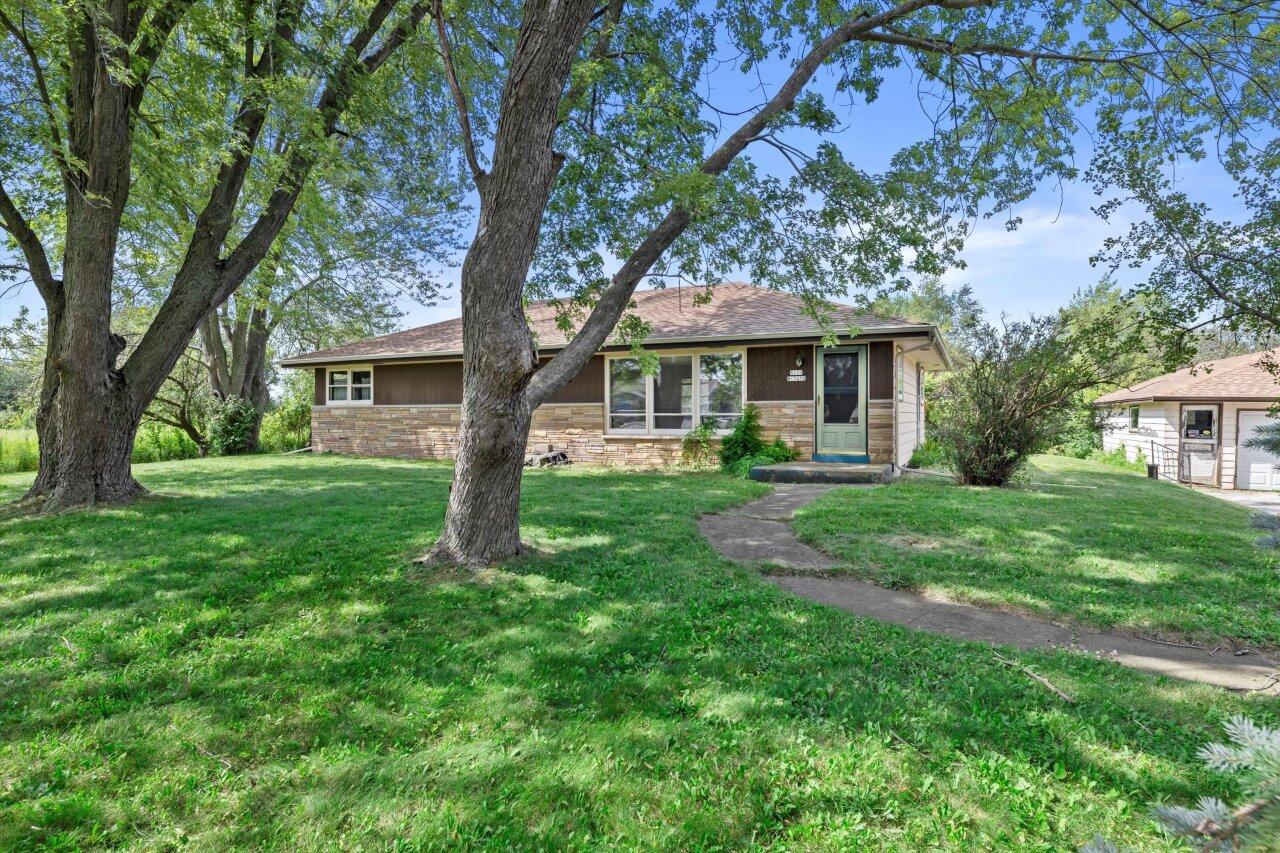 N109W17458 Virginia Ave, Germantown, WI 53022