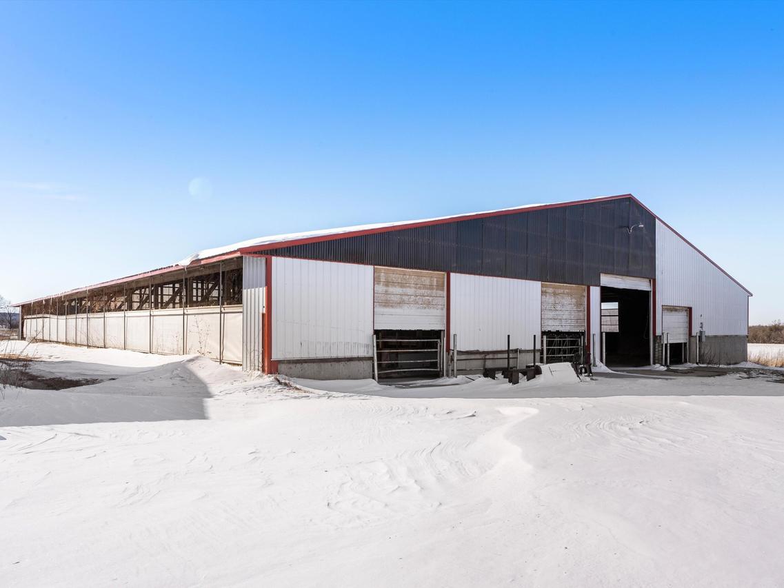 W7031 Hickory Ln, Greenbush, WI 53020