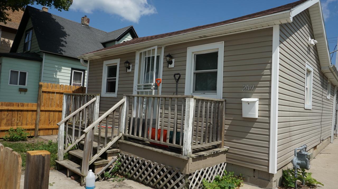 2011 Clark St, Racine, WI 53403
