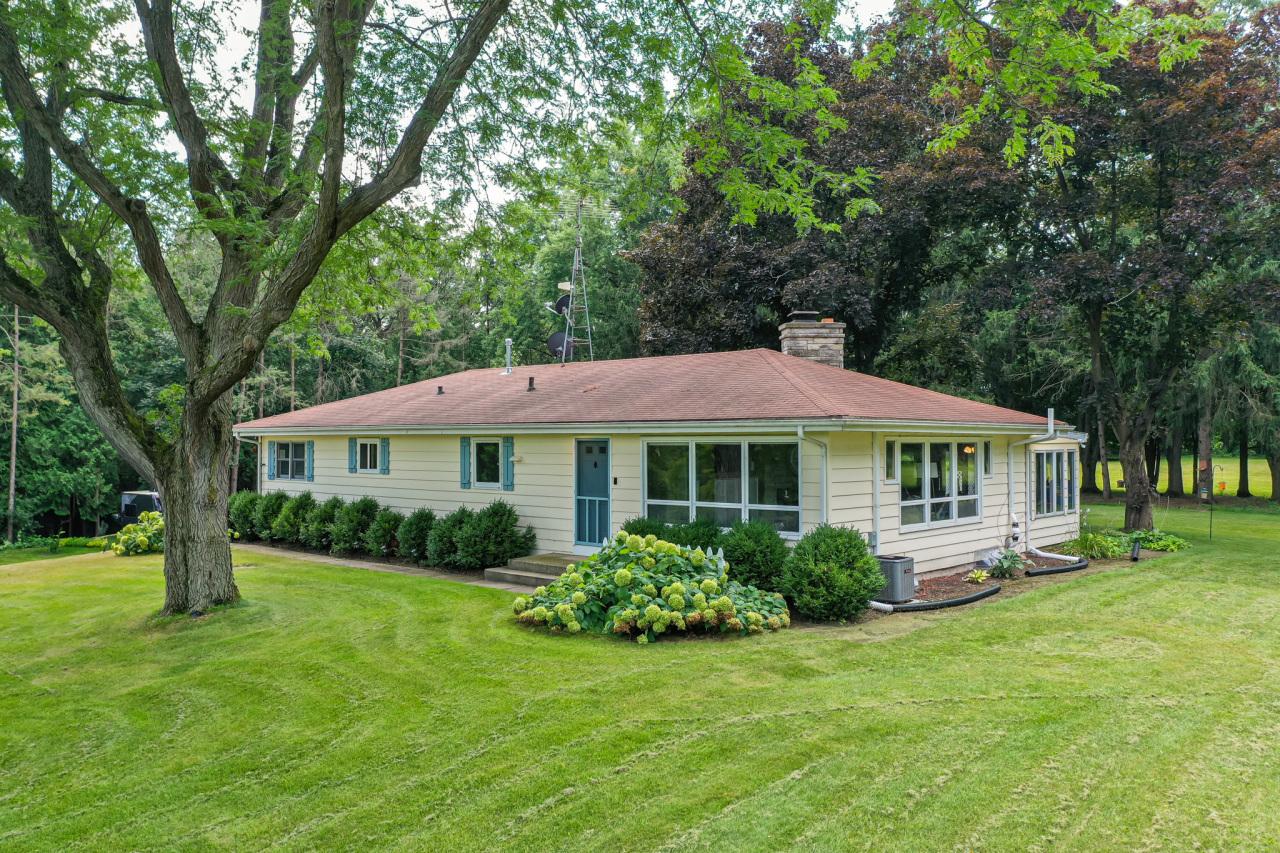 N4781 County Road P -, Darien, WI 53115