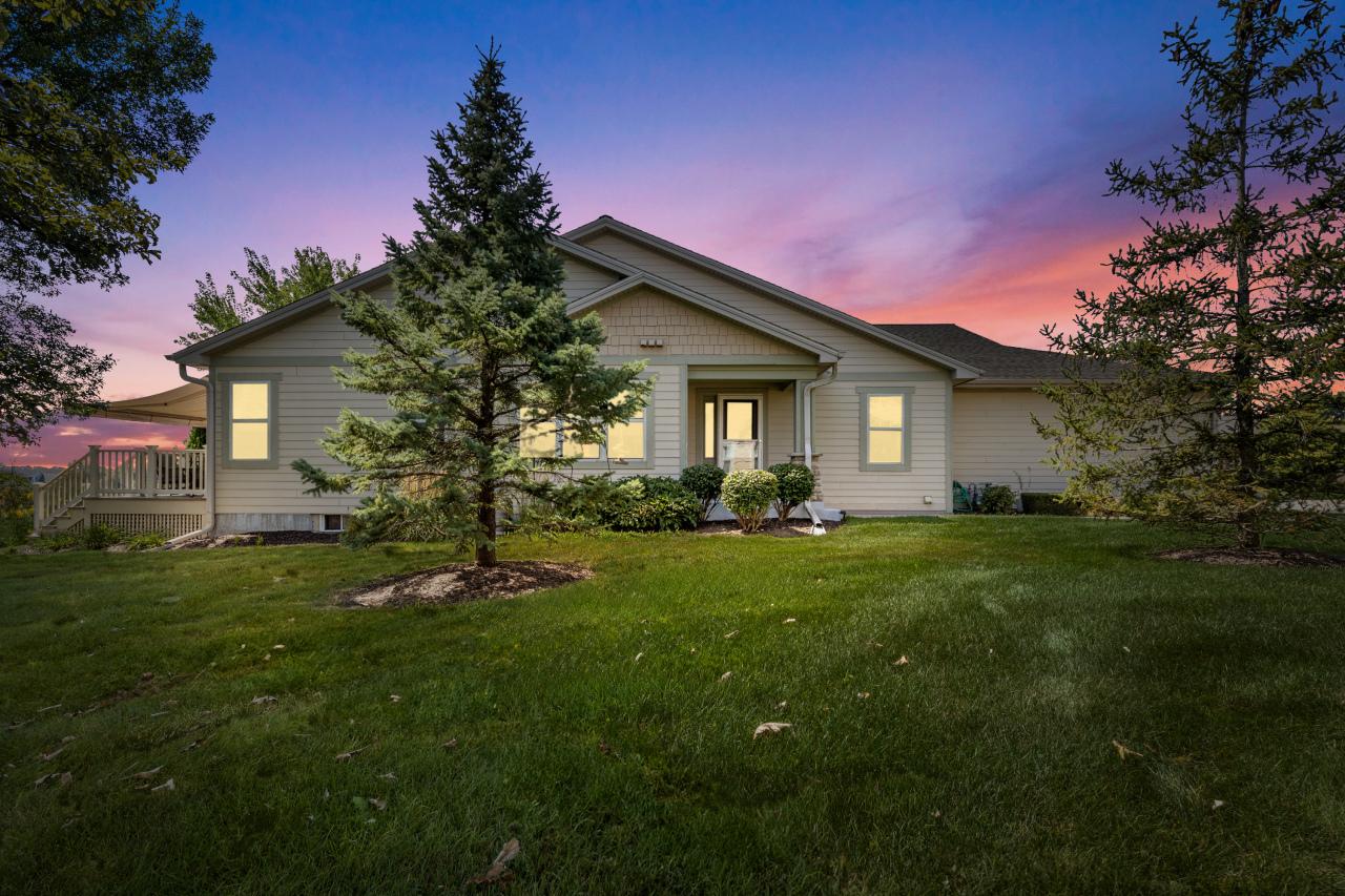 W153S7177 Rosewood Cir #T28, Muskego, WI 53150