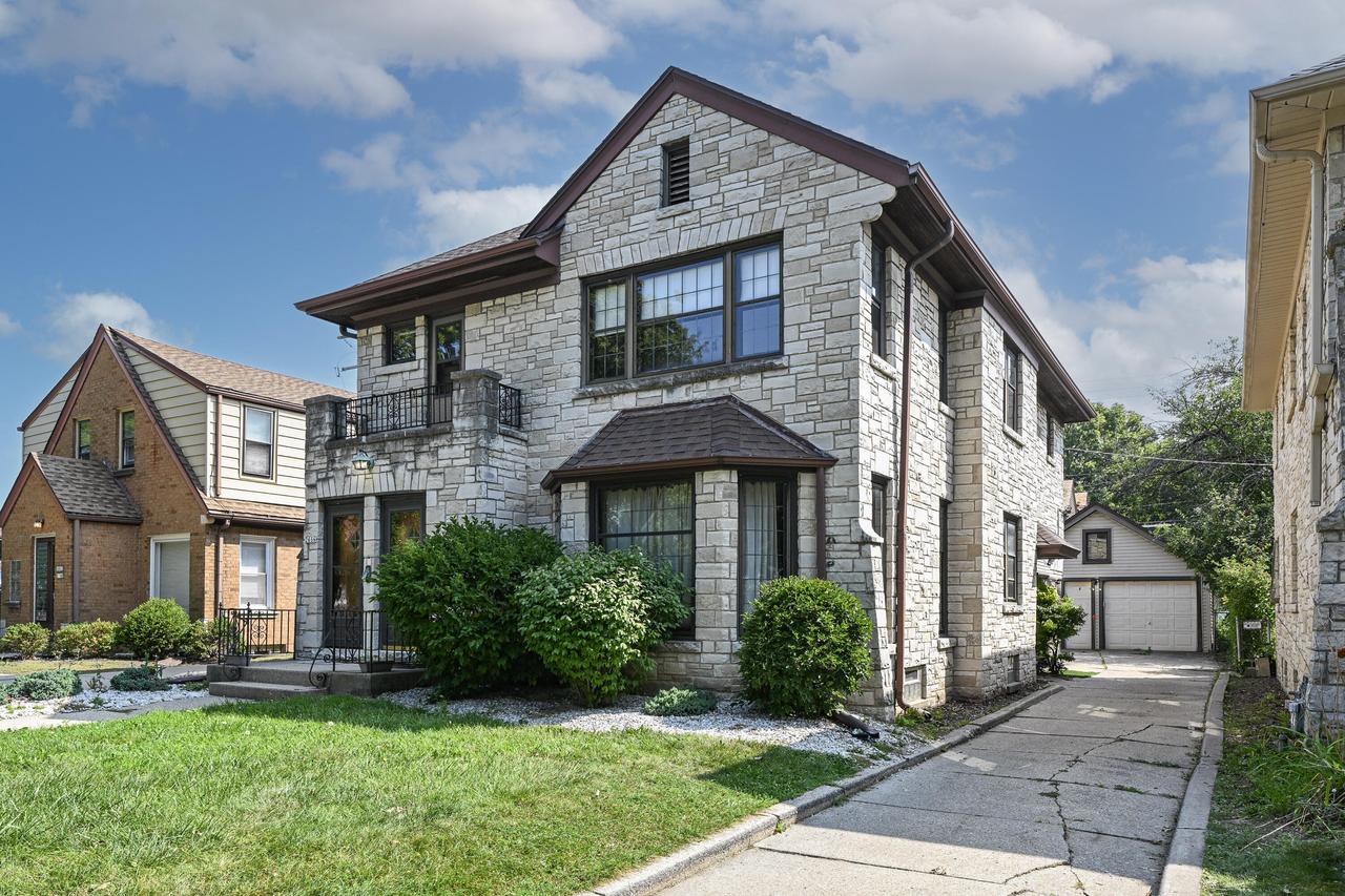 2654 N 62nd St #2656, Wauwatosa, WI 53213
