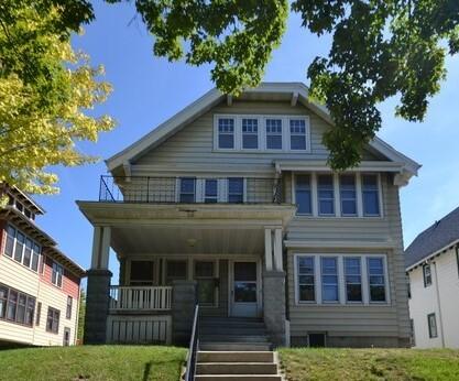 2920 S Lenox St #2922, Milwaukee, WI 53207