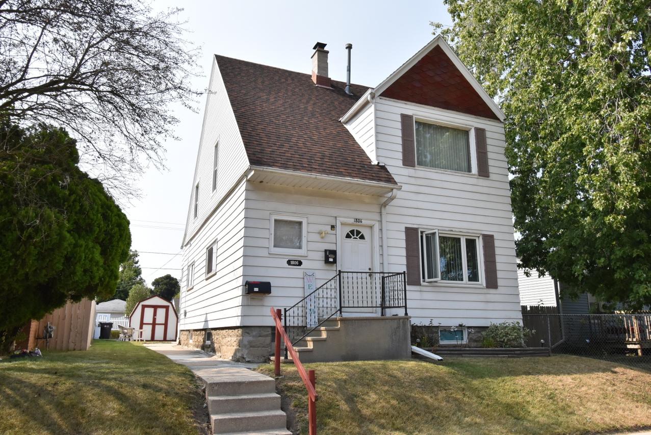 1806 17th Ave, South Milwaukee, WI 53172