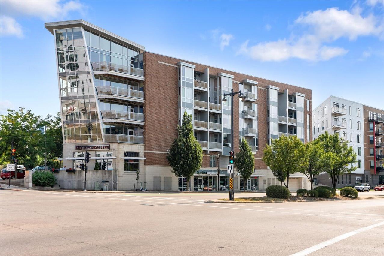 1541 N Jefferson St #308, Milwaukee, WI 53202