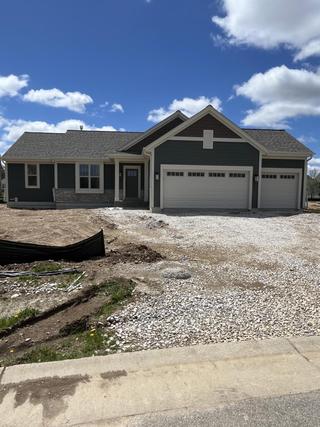 New Construction Homes For Sale This Week That Attend East Troy High School: September 18th to September 24th