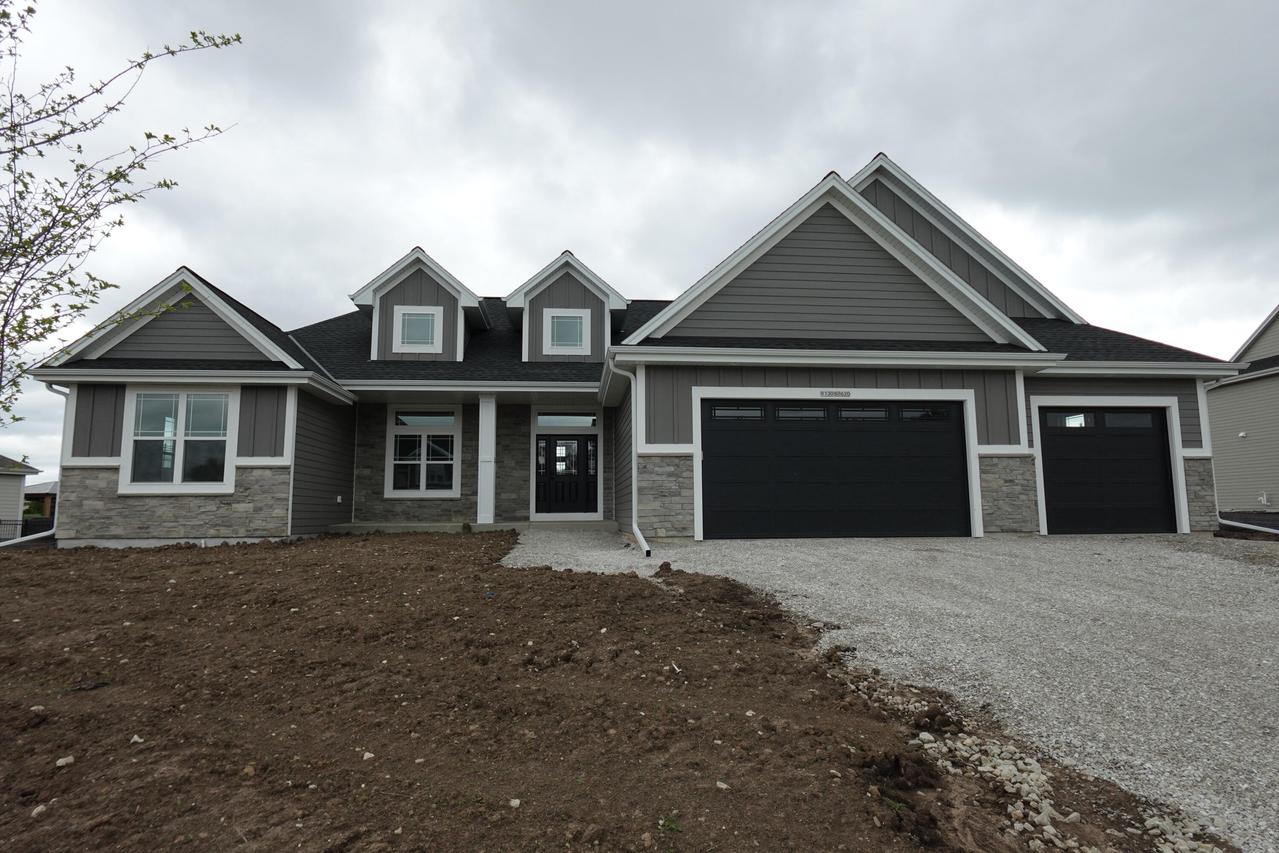 W130S8620 Muscovy Way, Muskego, WI 53150