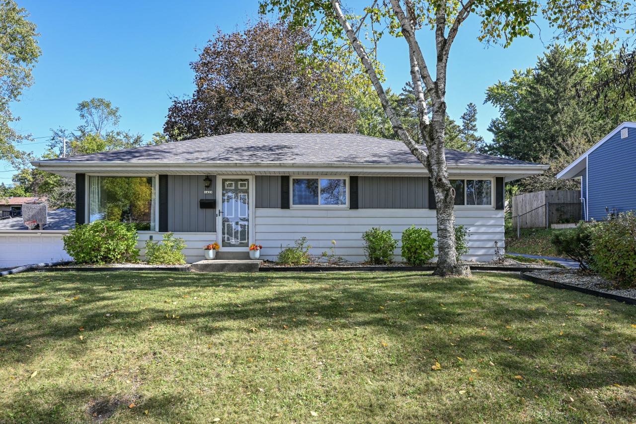 1435 S Grand Ave, Waukesha, WI 53189