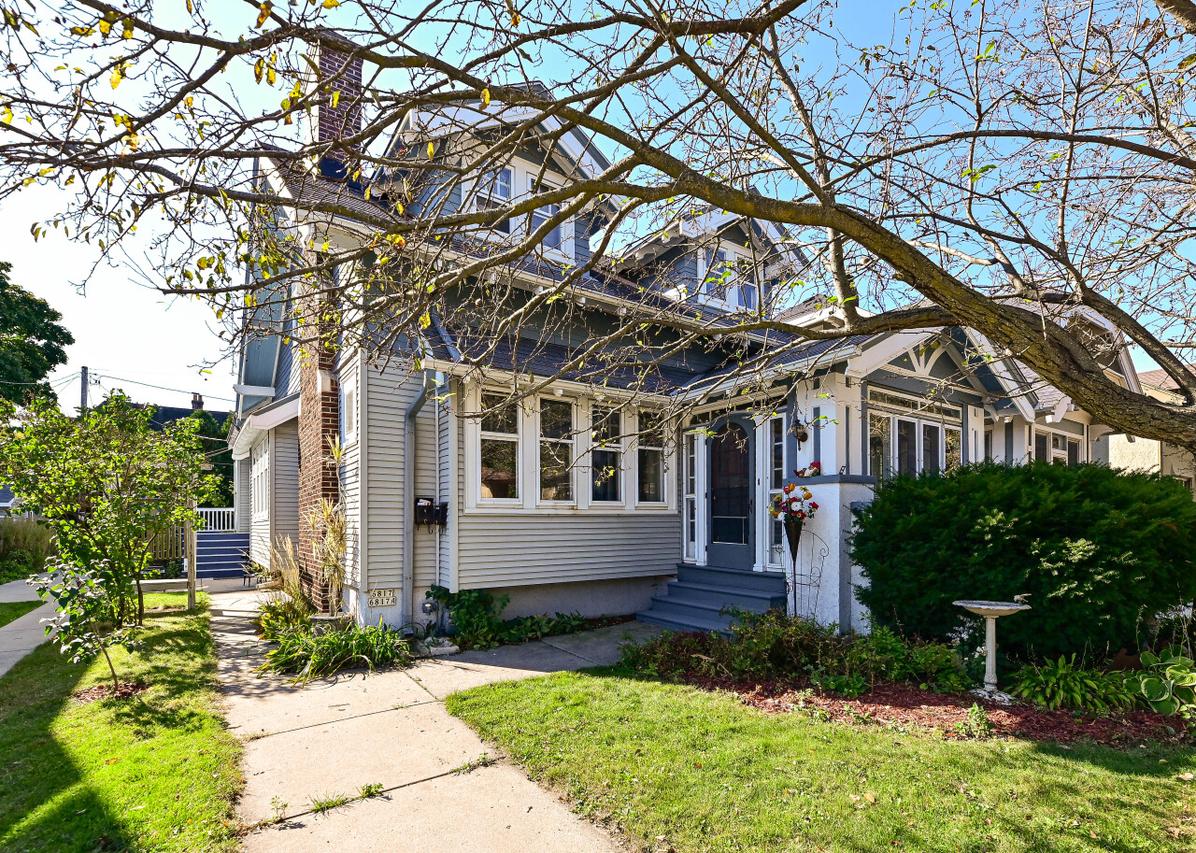 6817 W Wells St, Wauwatosa, WI 53213
