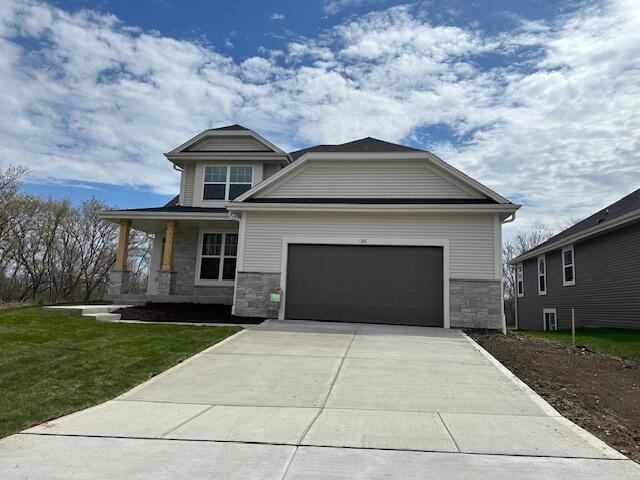 1000 Waterstone Ct, Pewaukee, WI 53072
