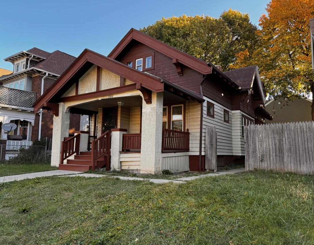 2508 N 45th St, Milwaukee, WI 53210