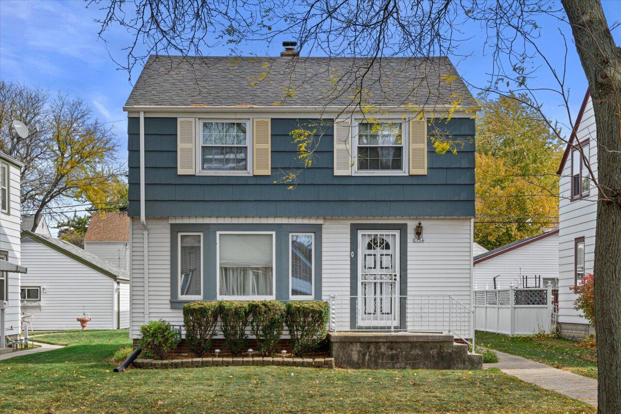 2734 S 45th St, Milwaukee, WI 53219