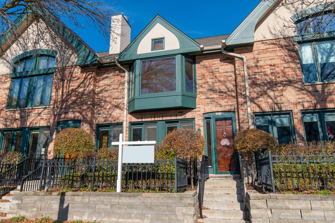 1034 E Ogden Ave #2, Milwaukee, WI 53202