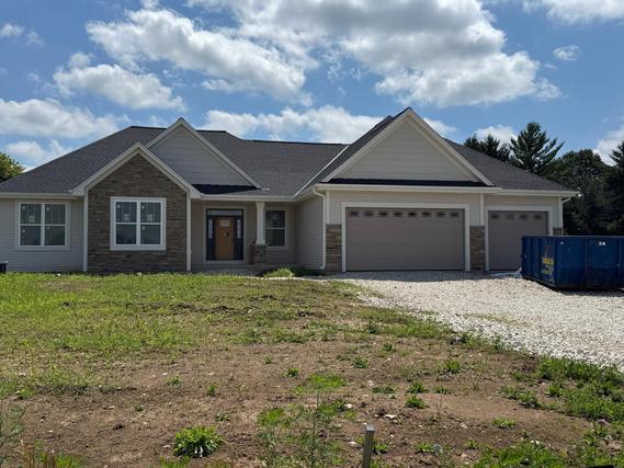 New Construction Homes For Sale This Week That Attend Hamilton High School: October 30th to November 5th