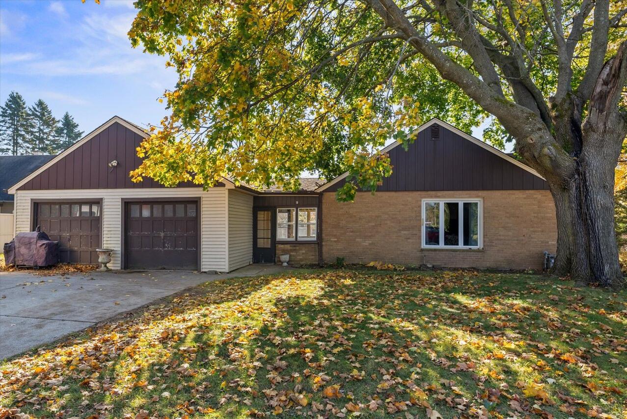 3027 N 8th St, Sheboygan, WI 53083