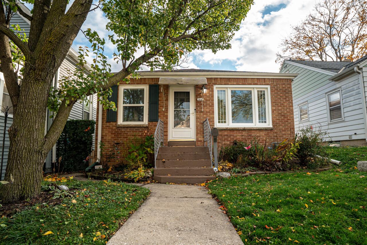 3647 E Van Norman Ave, Cudahy, WI 53110