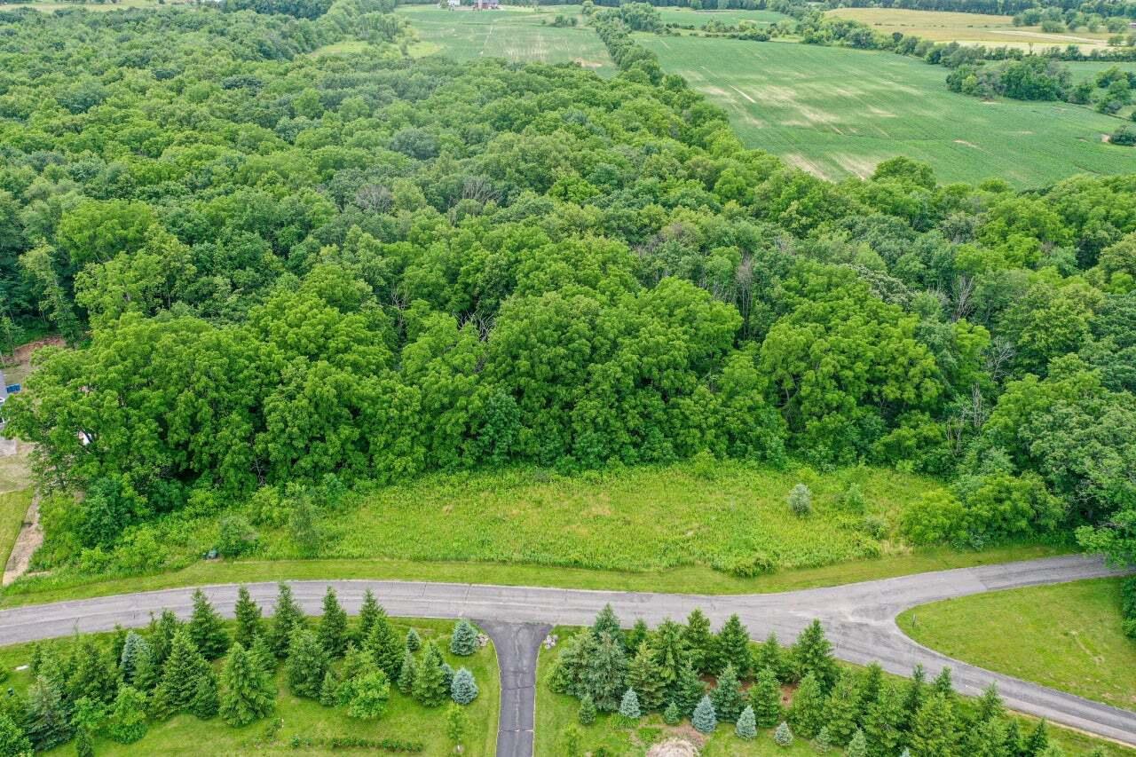 Lt6 Highfield Dr, Linn, WI 53147