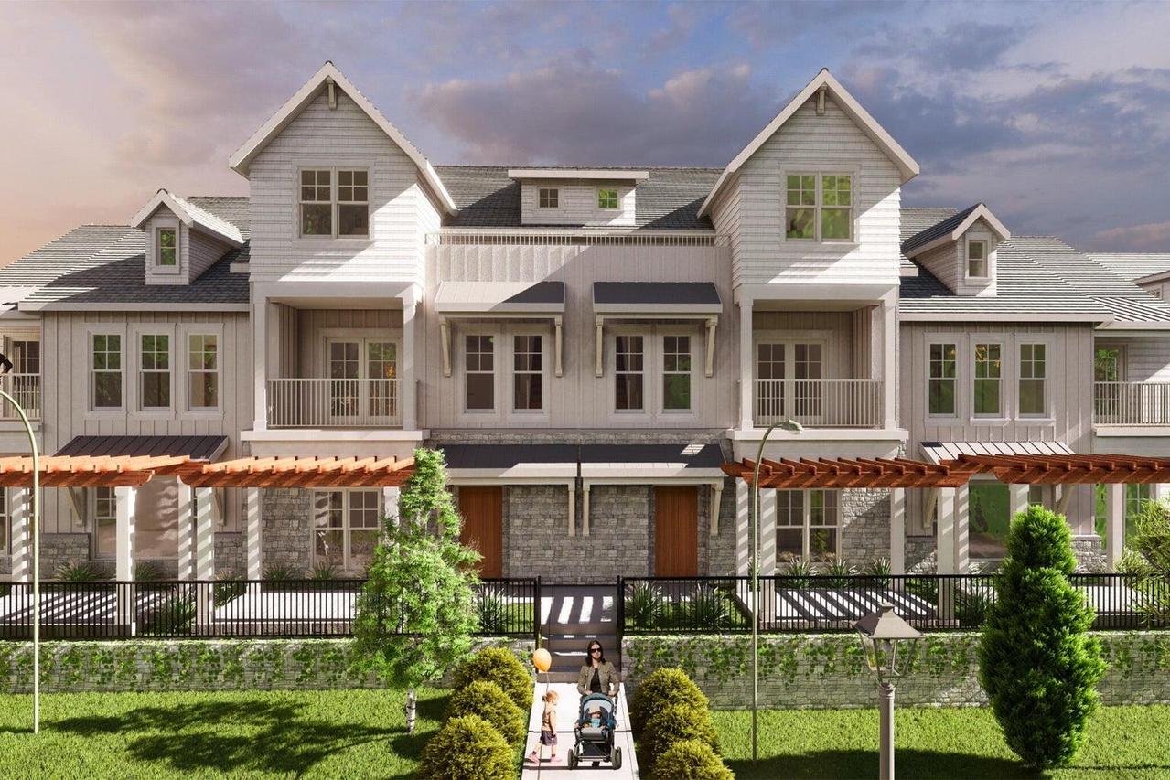 208 Fontana Blvd #3, Fontana, WI 53125