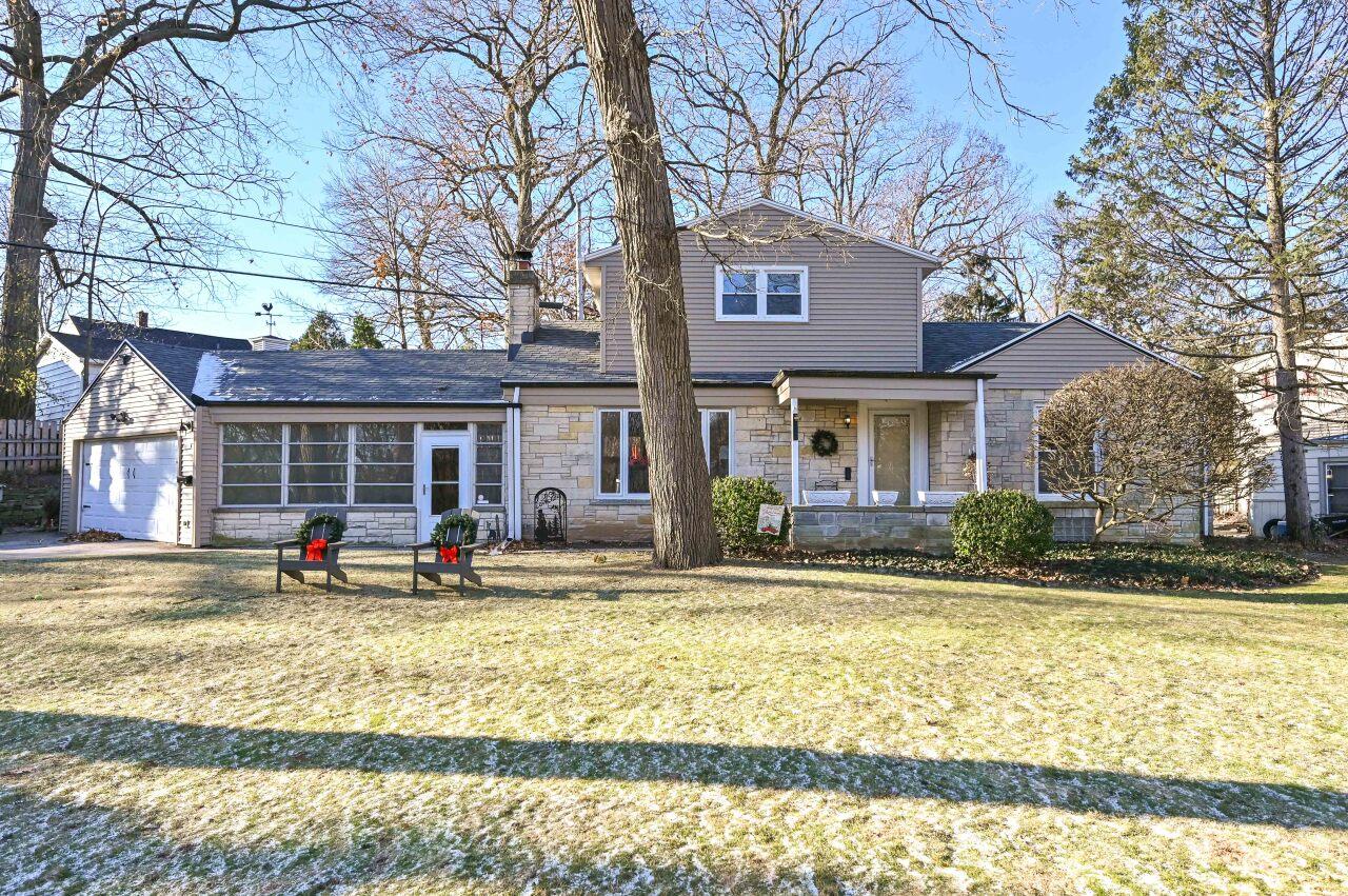 4711 W Jackson Park, Milwaukee, WI 53219