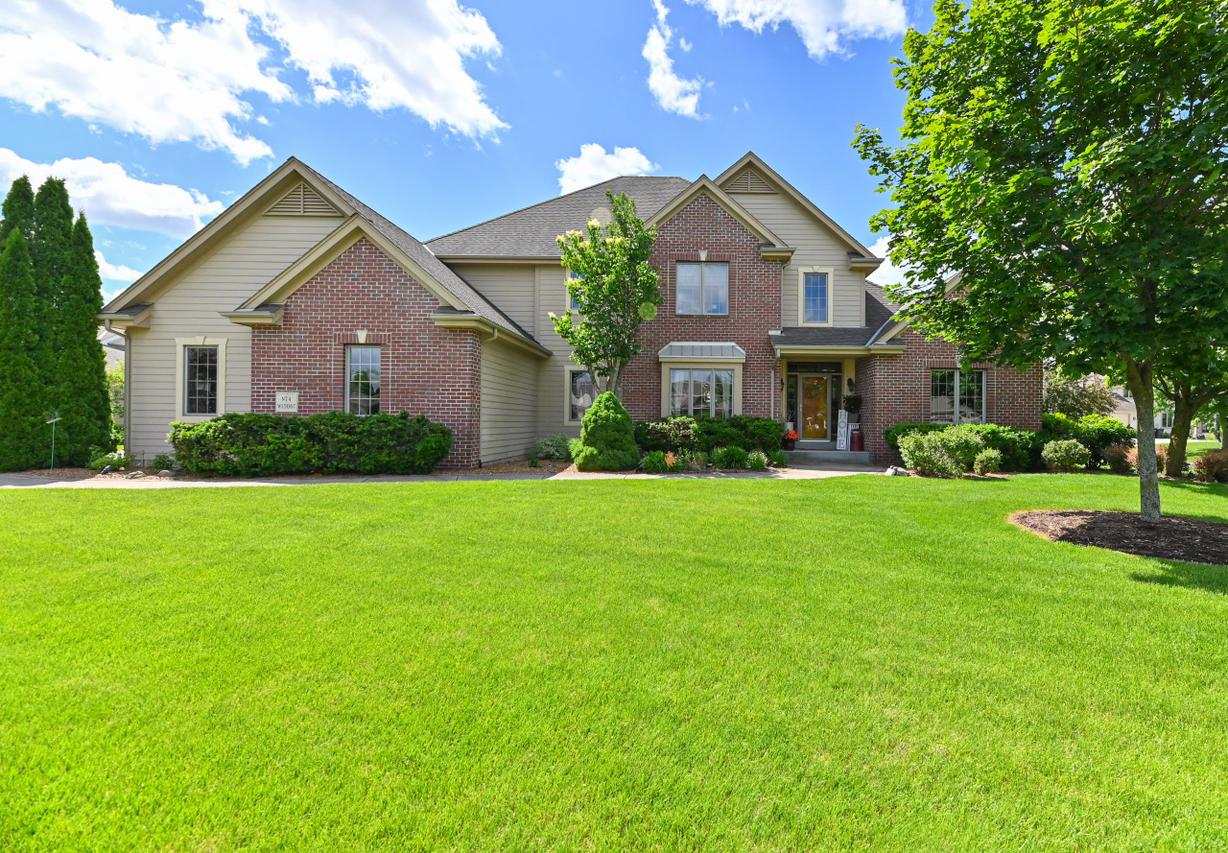 N74W15067 Hidden Way, Menomonee Falls, WI 53051