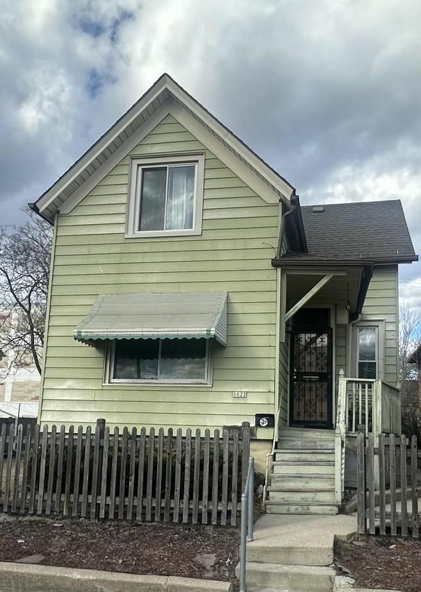 1022 W North Ave, Milwaukee, WI 53205