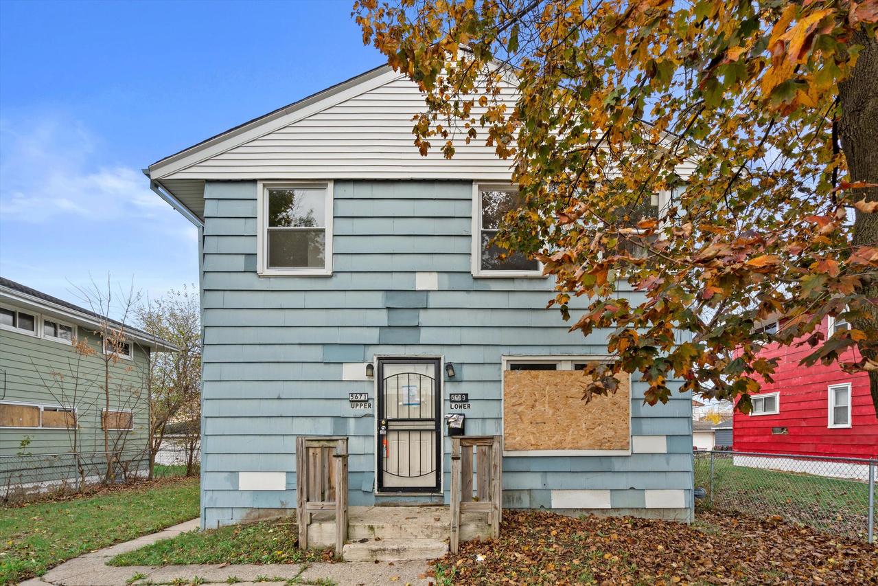 5669 N 60th St #5671, Milwaukee, WI 53218