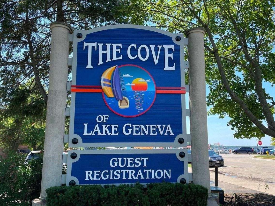111 Center St #449, Lake Geneva, WI 53147