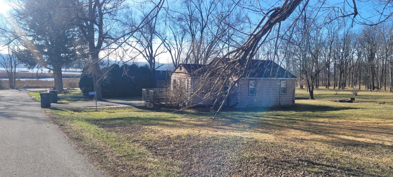 N3295 Juniper Rd, Geneva, WI 53147