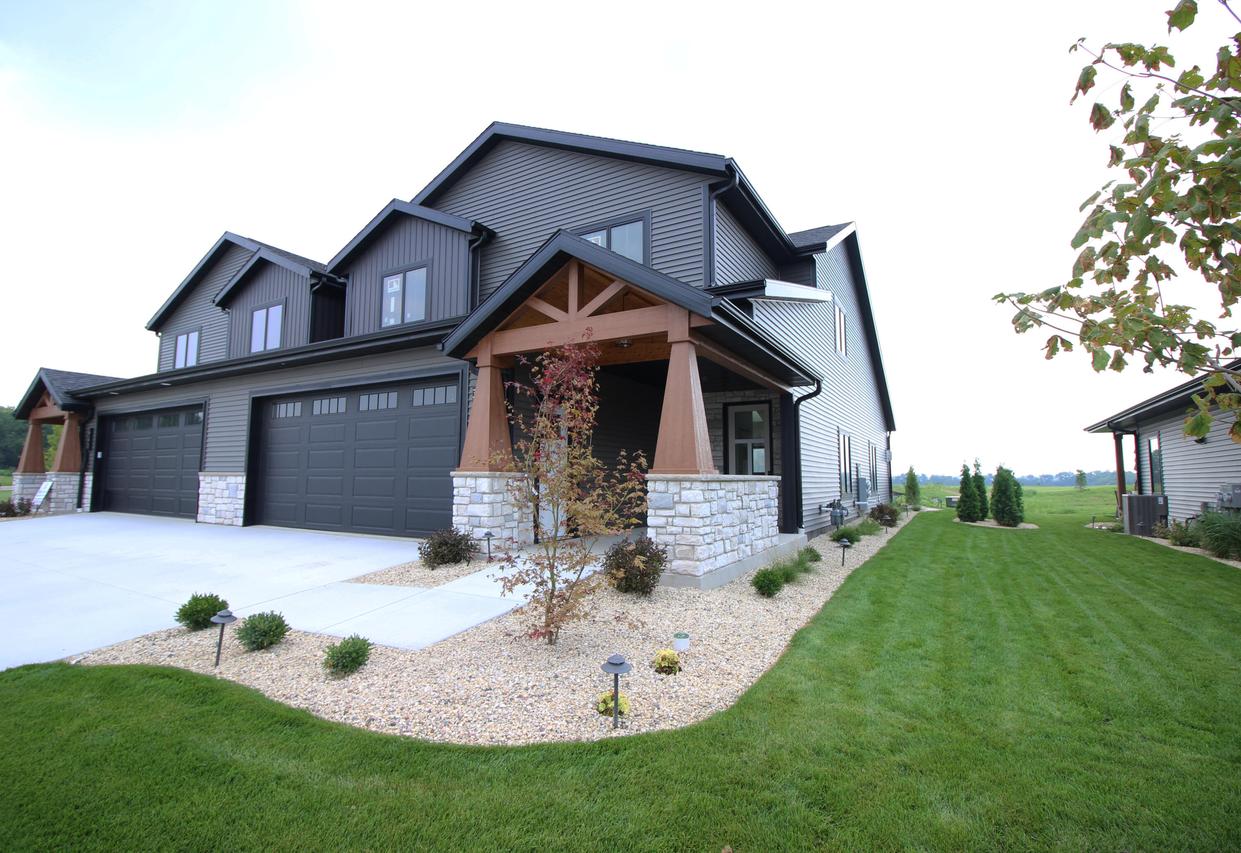 365 Ridge View, Milton, WI 53563