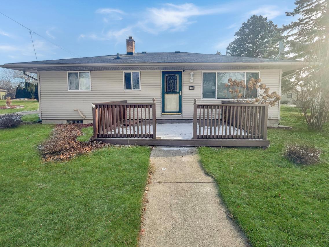207 Dillingham St, Glenbeulah, WI 53023