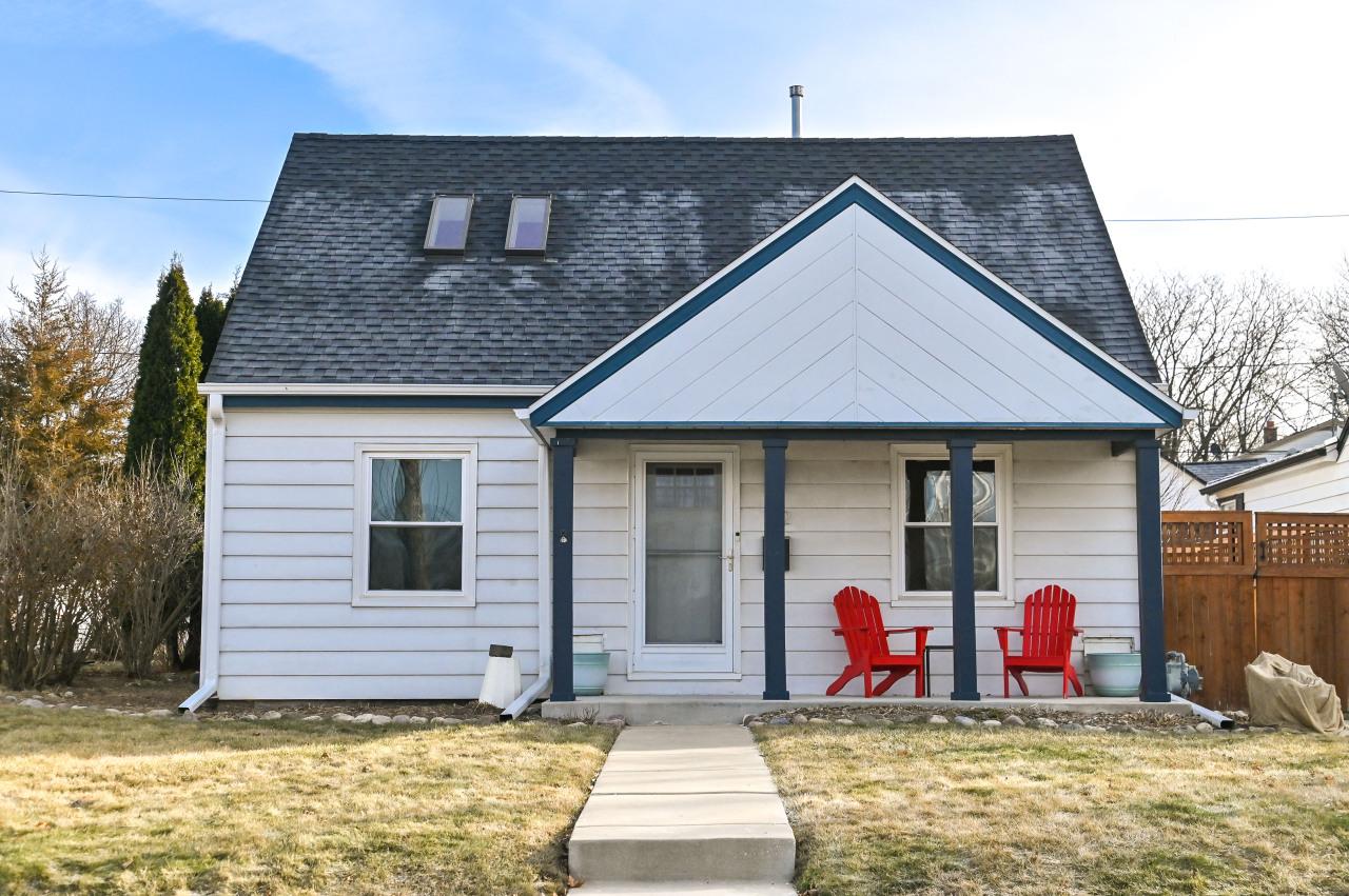 122 N 80th St, Milwaukee, WI 53213