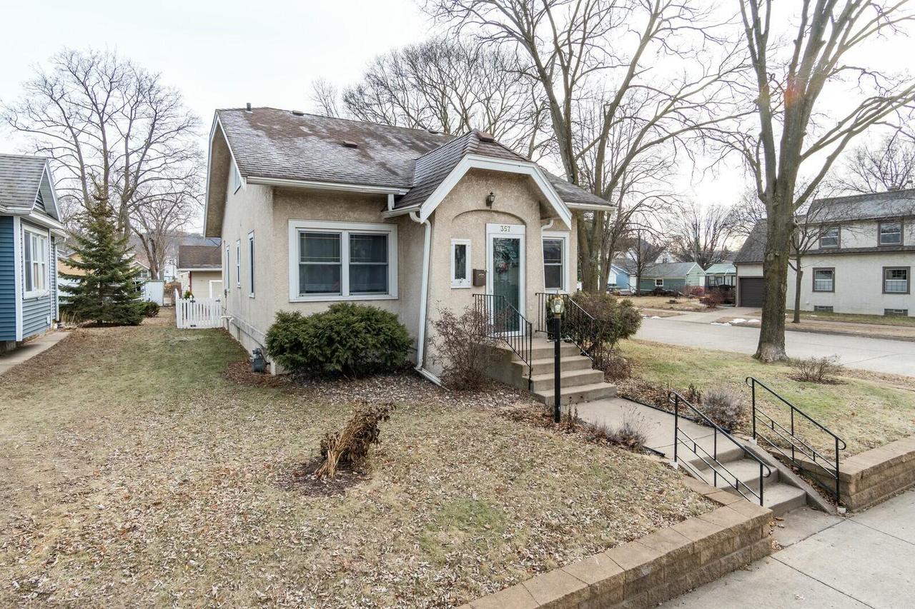 357 22nd St, La Crosse, WI 54601